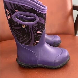 Bogs Purple insulated boots